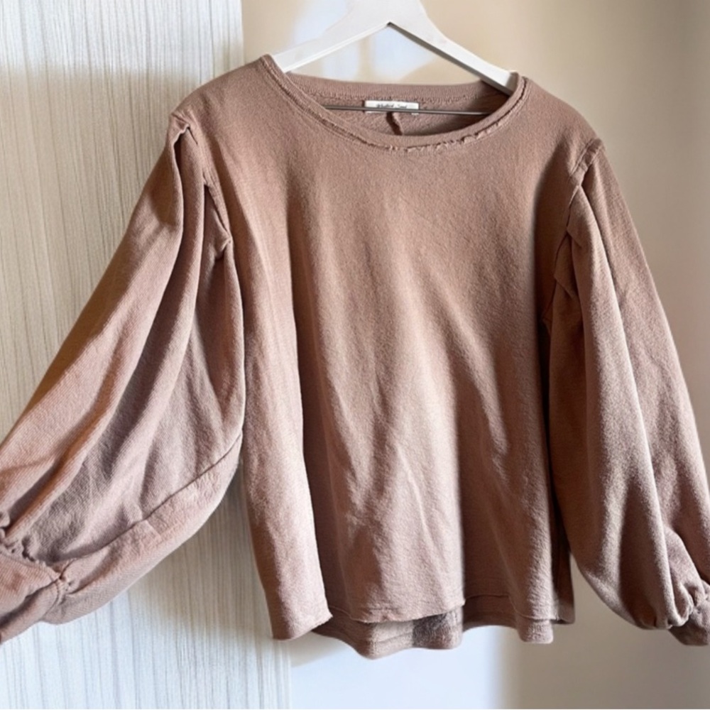 Mustard Seed Balloon Sleeve Sweatshirt Tan